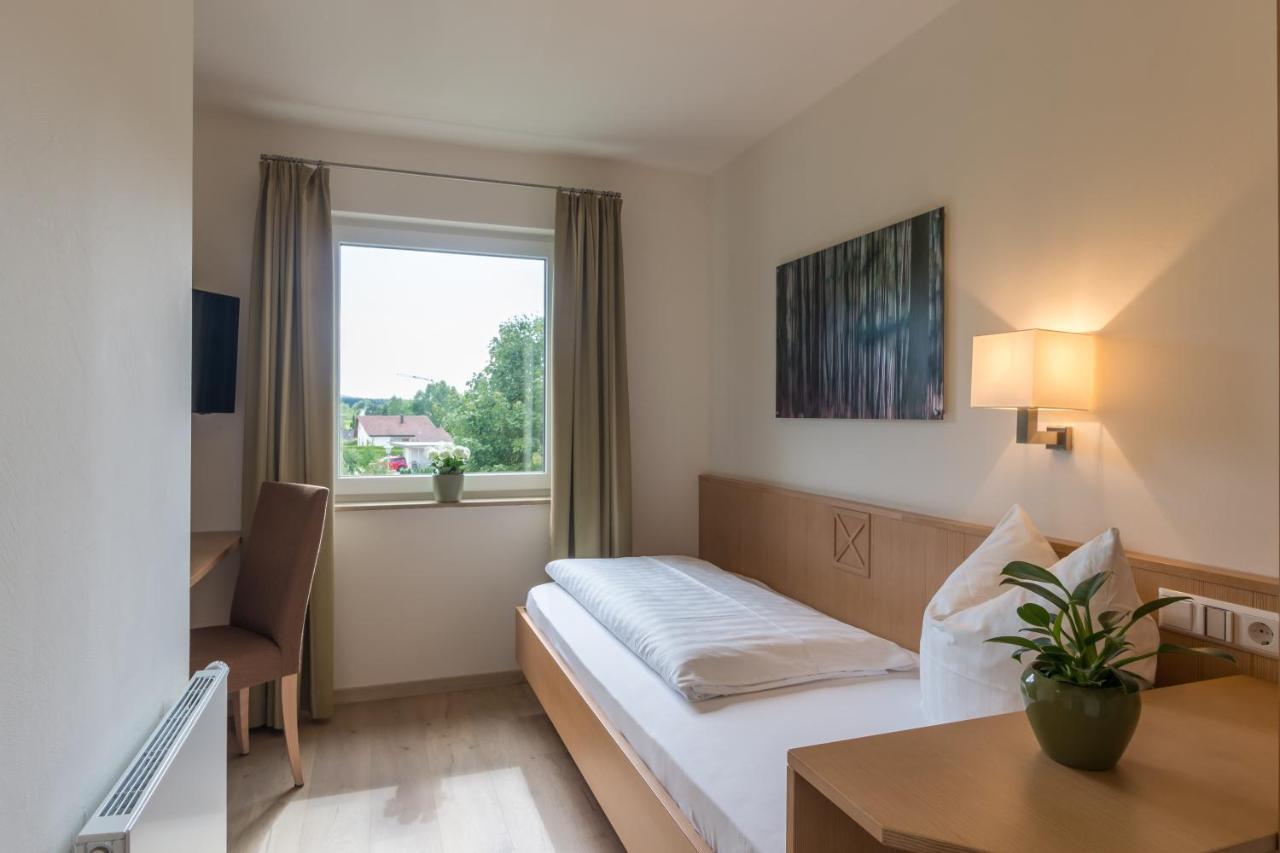 Gaestehaus Burgblick Bisingen Room photo